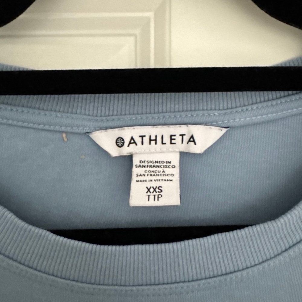 NEW Athleta women’s Harlow Hybrid Heron Blue color puff sleeve shirt top XXS XS - Picture 9 of 9